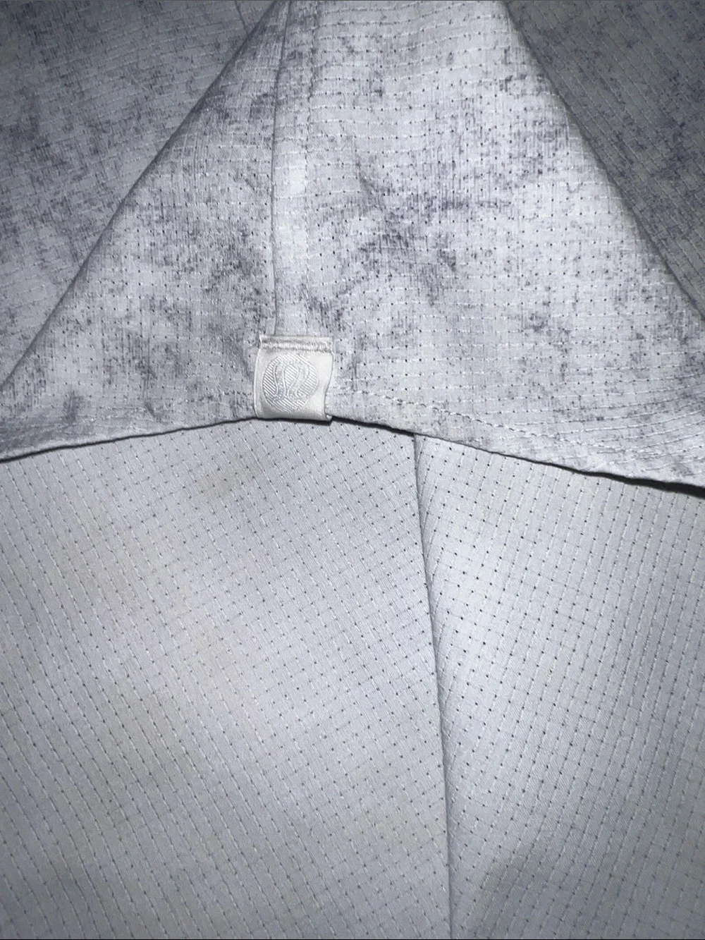 Lululemon Airing Easy Short Sleeve Button Up Shirt Ventlight Mesh size Large